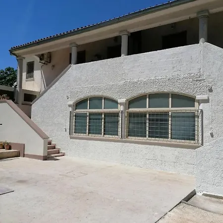 Apartamento Apartment Anna Šišan